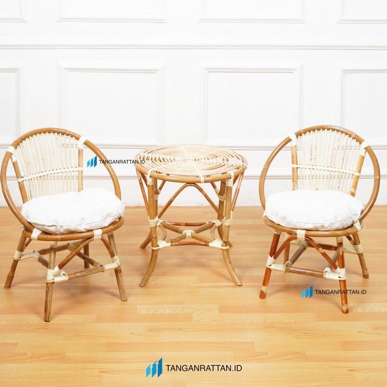 Terbaru Minggu Ini  [Buy 2 Free Gold] KURSI TERAS MOMON ROTAN DAN MEJA 1 SET / KURSI ROTAN TERAS / K