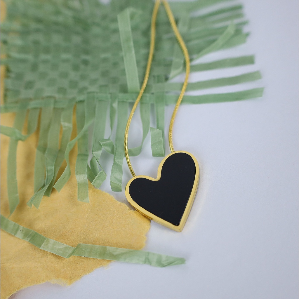 Kalung love hitam titanium korea anti karat harga grosir bisa bayar di tempat