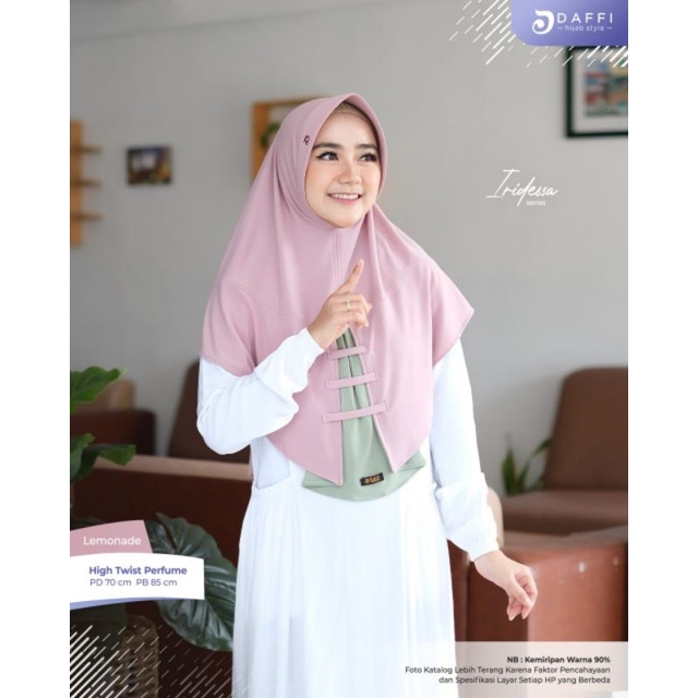 Bergo Iridessa by Daffi