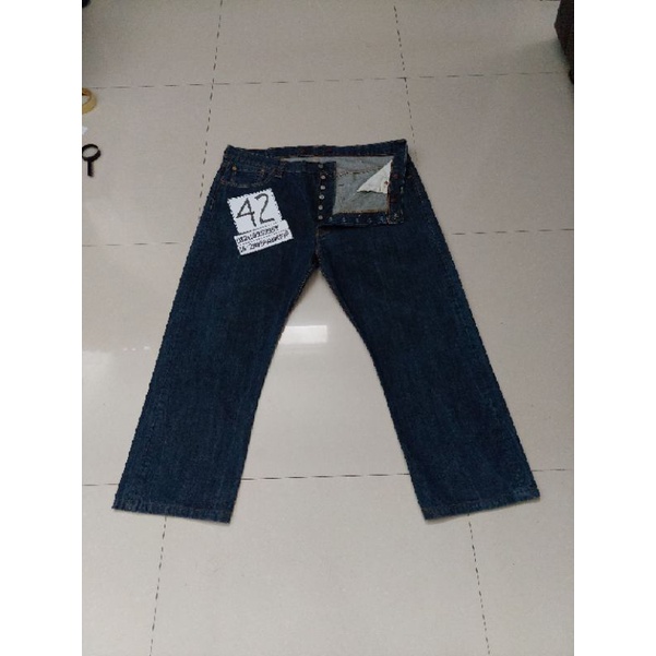 LEVIS 501, Size 42 ( T134)