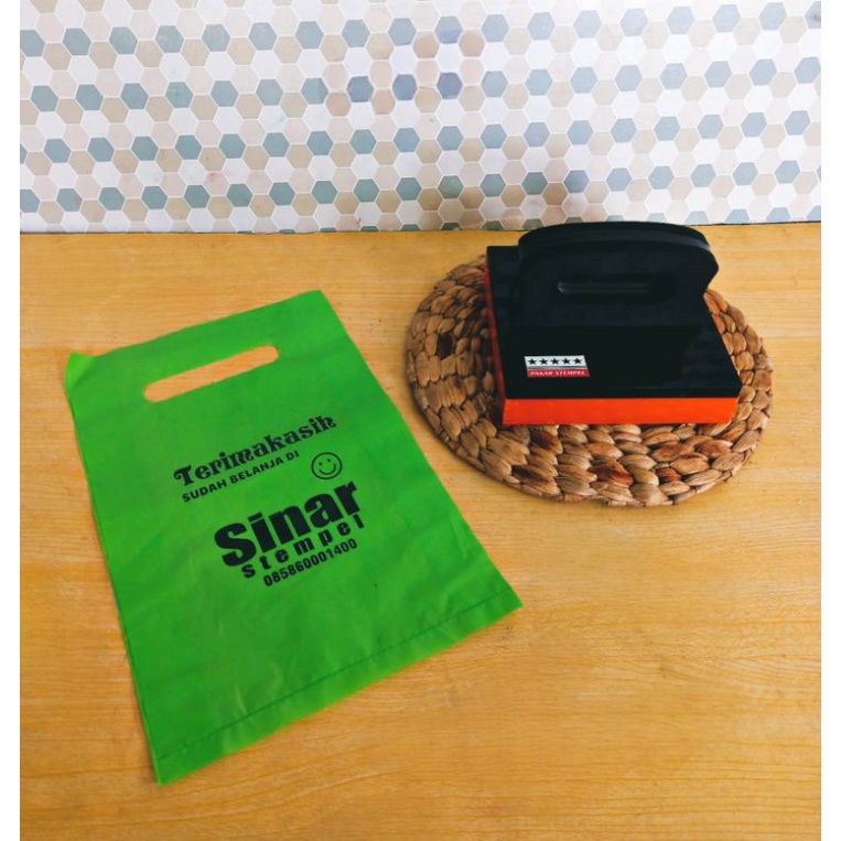 

STEMPEL PLASTIK
