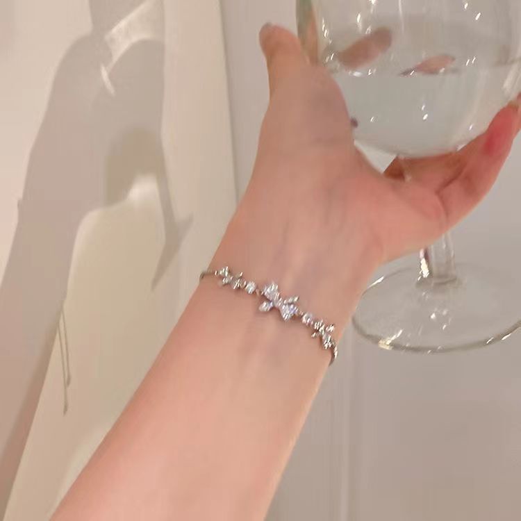 AY(CN) Sweet Bow Bracelet Gelang Rantai Kristal Silver Untuk Aksesoris Perhiasan Wanita