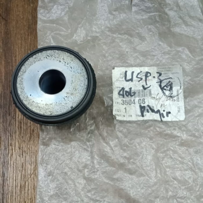 mounting sasis kecil Peugeot 406 original Astra