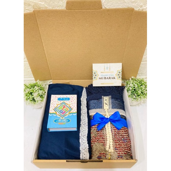 

Hampers Mukena Sajadah /Kado Pernikahan/ Hampers Wedding/ Hadiah pernikahan, wedding, lebaran, dll