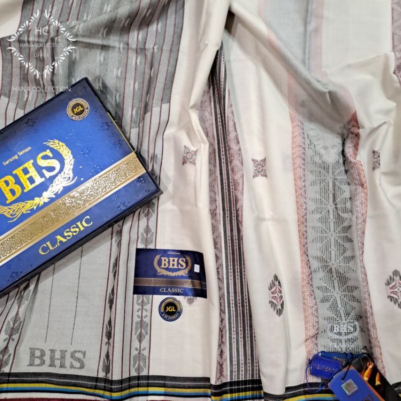 SARUNG BHS CLASSIC GOLD JGL TIPE JACQUARD WARNA PUTIH