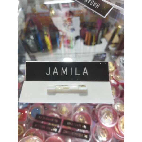 

Name tag Papan Nama grafir