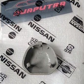 Cover plastik tutup baut safety belt sabuk pengaman nissan x trail T31 original N3158