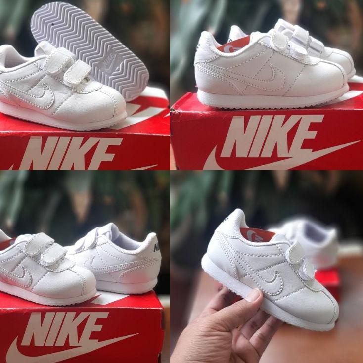 COD - Sepatu anak nike full putih / sepatu sneaker anak laki anak perempuan perekat Terjangkau .