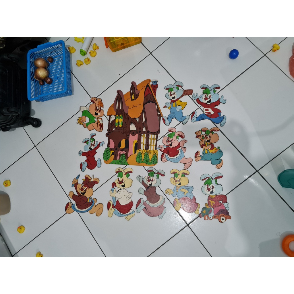 mainan anak pajangan dinding BOBO vintage