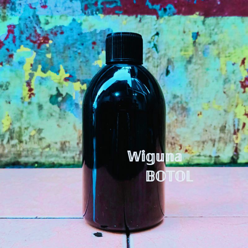 Botol Ulir 250ml Hitam Plastik / Botol PET 250ml Oval Tutup Ulir Plastik dan pluk dalam