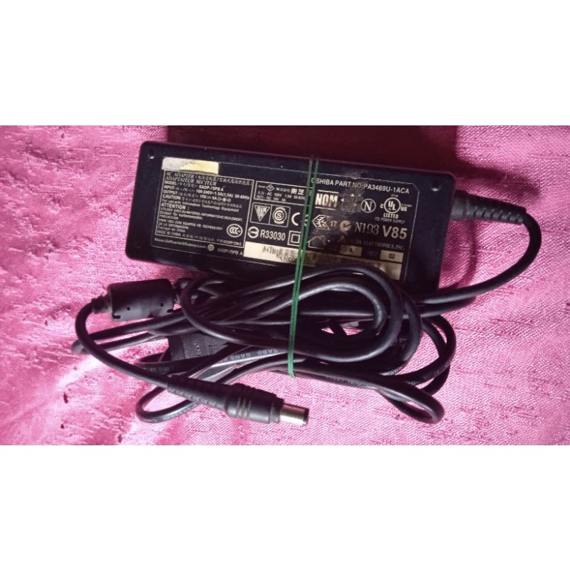 charger laptop toshiba