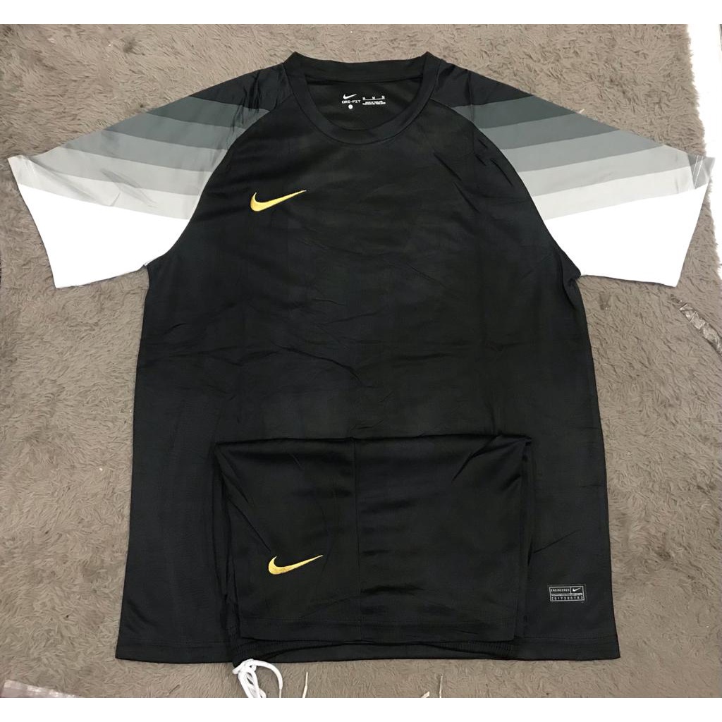 SETELAN BAJU FUTSAL SEPAK BOLA HITAM IMPORT GO