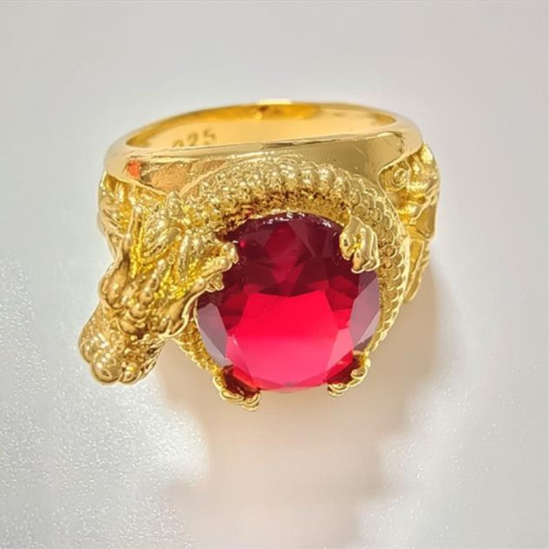 [X C Perhiasan] Fashion Perhiasan 3D 18K Gold Titanium Crystal Ruby Head Statue Fashion Ring Men and Women