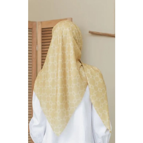 Amara scarf by wearing klamby NEW