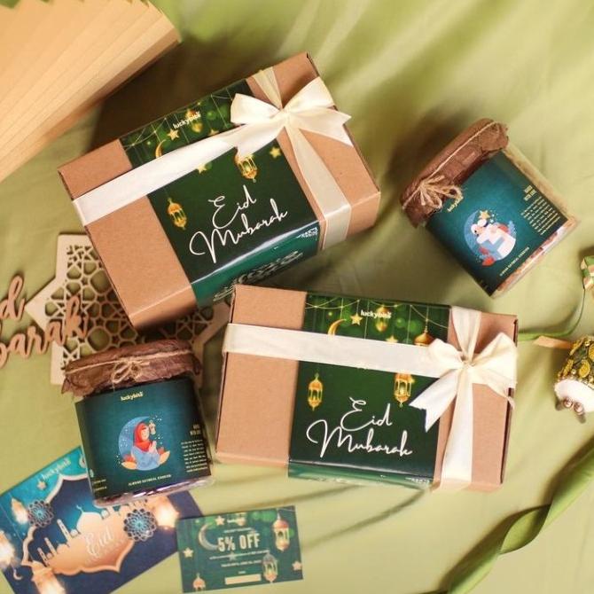 

HAMPERS LEBARAN IDUL FITRI / PARCEL LEBARAN (RAMADHAN) - COOKIES 2 JAR Y6545TR4Y