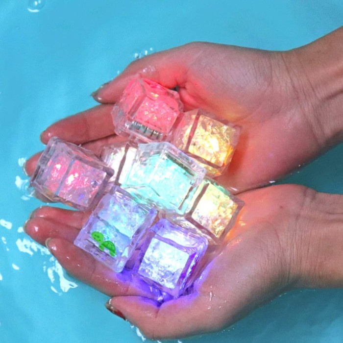 BAROKAH GAMIS 12 PCS LED Ice Cube Bath Toy