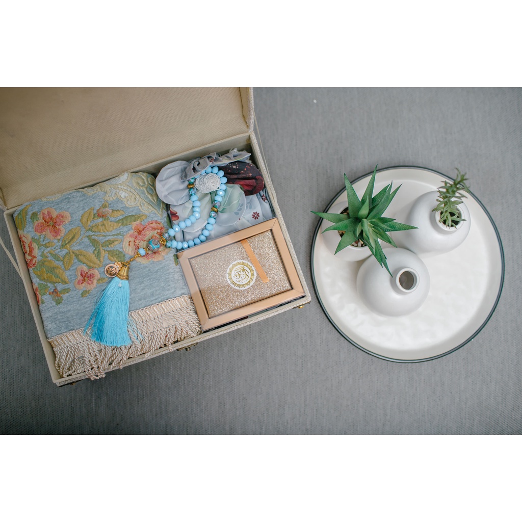 

BOX PETI CANVAS ,CREAM GARIS COKLAT - H 26