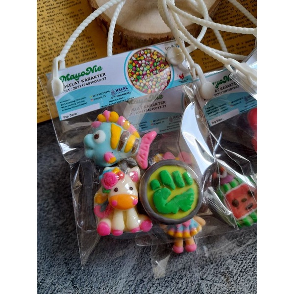 

Cokelat Tenteng Mix Karakter