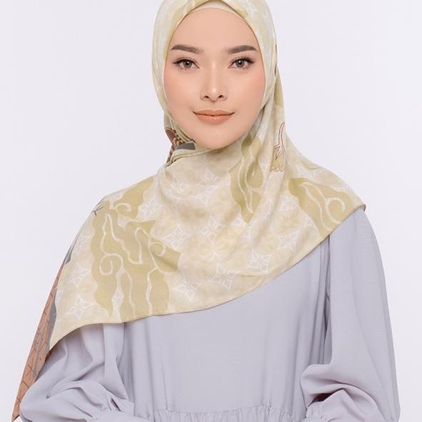 ✹ ZM Zaskia Mecca - Angklung Udjo Maroon Hijab Kerudung Segi Empat ➤