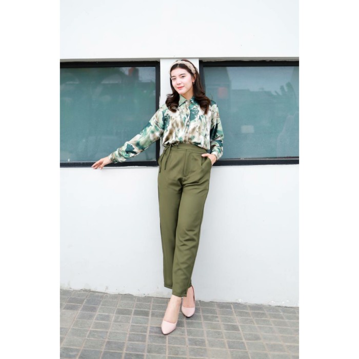 SHAVI SET SETELAN CELANA WANITA (ATASAN DIOR SILK, CELANA SHAKILA)