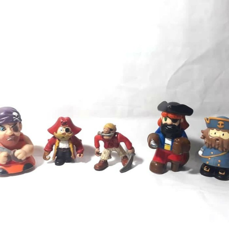 Mainan Kapten Kru Bajak Laut Pirates Pirate Captain Crew Fisher Price Mix No Carribean Happy Meal Fi
