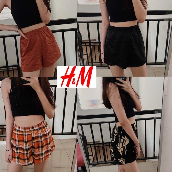 ➦ H&M MONKI Lounge Satin Viscose Shorts Hnm Short Pants Home Celana Pendek Tidur Celpen Rayon Hotpan