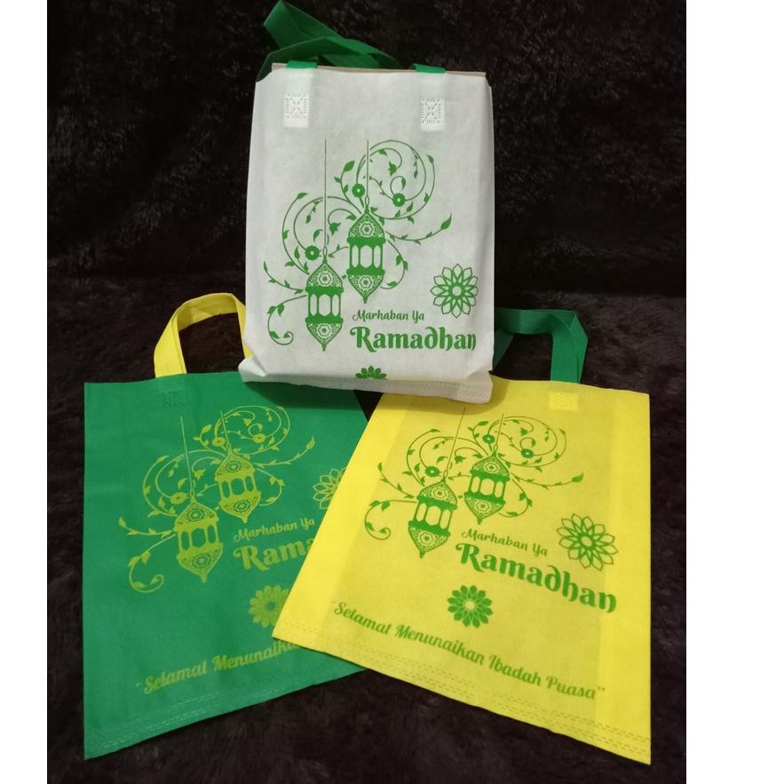 

Safe Payment Goodie Bag Handle (HLS) edisi Marhaban ya Ramadhan uk 30x40x8 dan 38x45x9