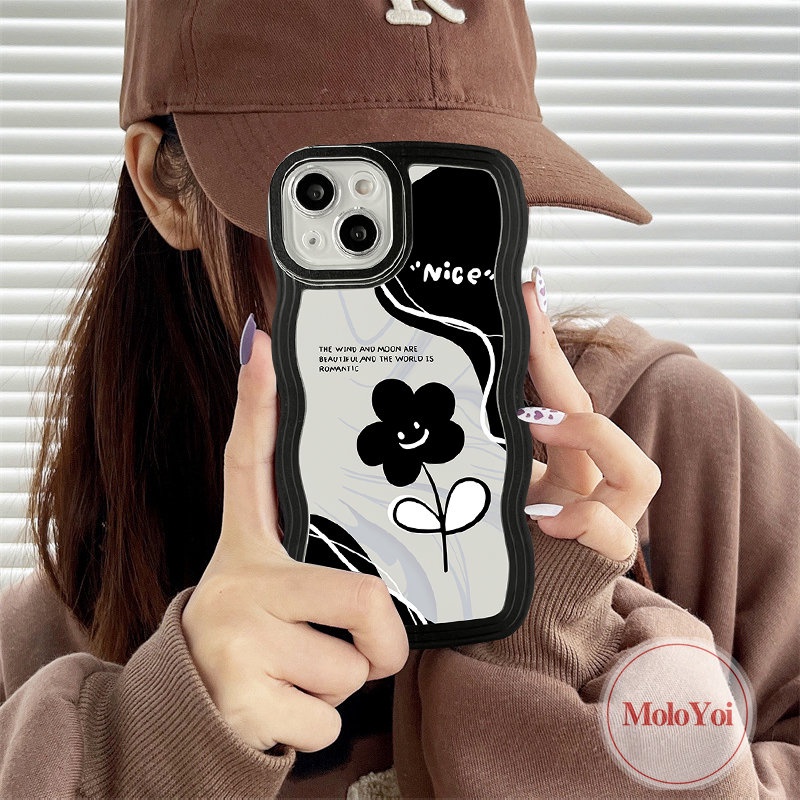 IPHONE Casing Retro Kupu-Kupu Kompatibel Untuk Iphone14 11 13 12 Pro Max XR X7 14 6s 86 Plus XS Max SE 2020 Shockproof Vintage Black Flower Soft Tpu Wavy Edge Back Cover