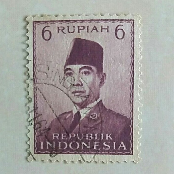 

(AD) Perangko Indonesia 1951 Presiden Soekarno 6 rupiah Used