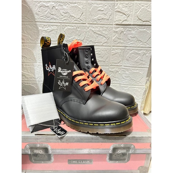 DOCMART DR MARTENS x THE CLASH 1460 BLACK MIE SIZE 41 - 43 NEW ORIGINAL