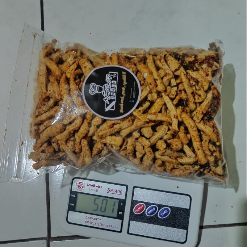 

Basreng pedas daun jeruk 1/2 KG Madja snack
