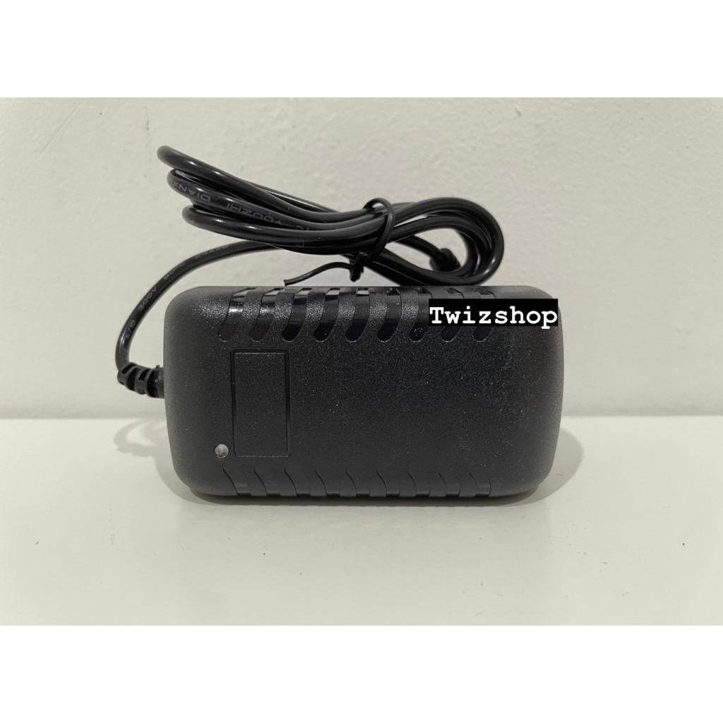 Adaptor 9V 2A