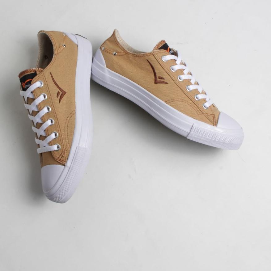 ♜ Vermillion New Basic Lowcut (LC) Caramel ➫