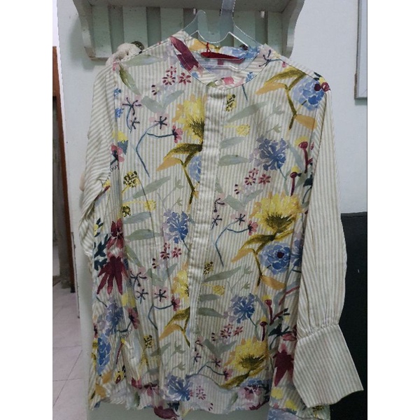 Preloved PL top benang jarum romantic garden series