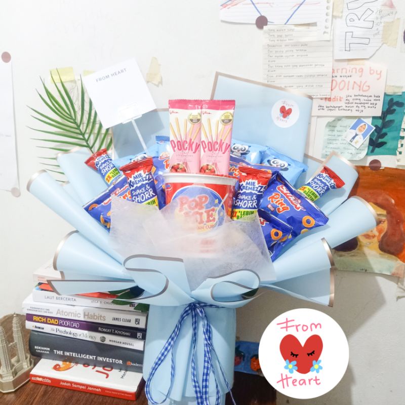 

BUKET SNACK BIRU FROM HEART || Buket Wisuda , Buket Sempro , Buket Sidang , Buket Ultah , Hadiah Lainnya