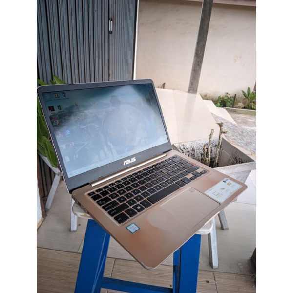 Asus Vivobook S14 core i7 8th Gen Ram 8gb ssd 512gb