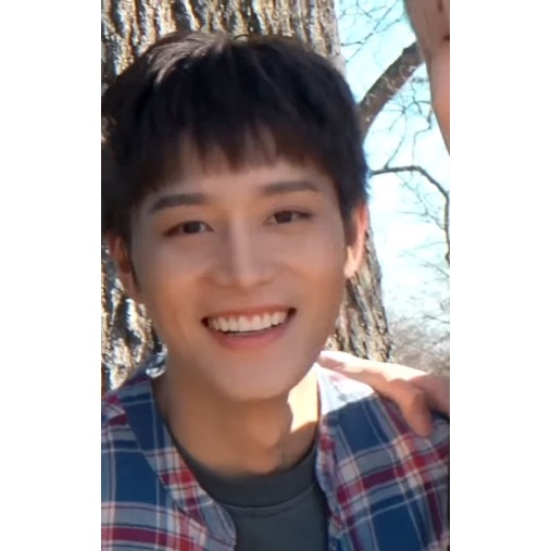 TAEIL LD UNIVERSE MINGKEM PEGANG MIC