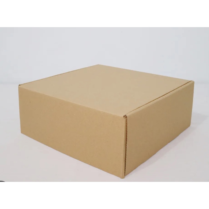 

Dus Die Cut D 30x30x10 Dus / Box Kado / Box Hampers / Kotak Hampers