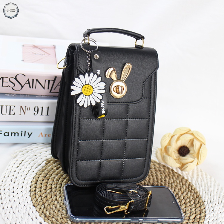 LUNA AURA Tas Kotak Hp Wanita Minixo Bordil Kunci Kelinci Black Nekkel DK 10 Tas Handphone Kekinian Tas Selempang Hp Tas Pouch Wanita Terbaru-Hitam Gold