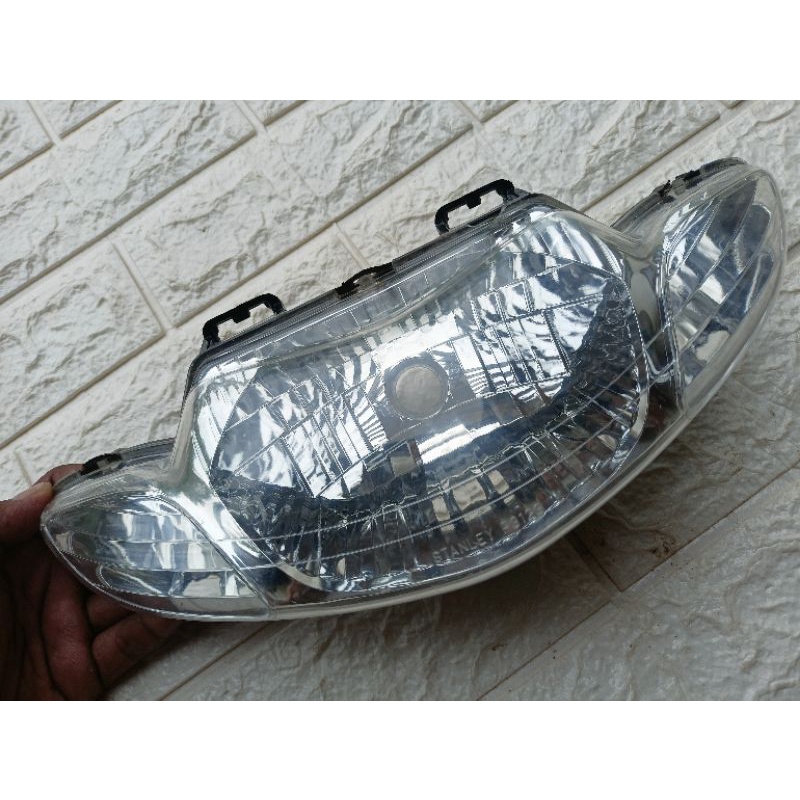 Lampu depan SMASH REFLEKTOR SUZUKI SMASH 2004/2005