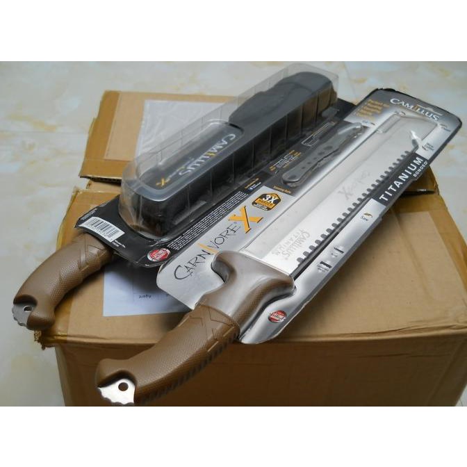 CAMILLUS CARNIVORE 18 KNIVE KNIFE PISAU PARANG