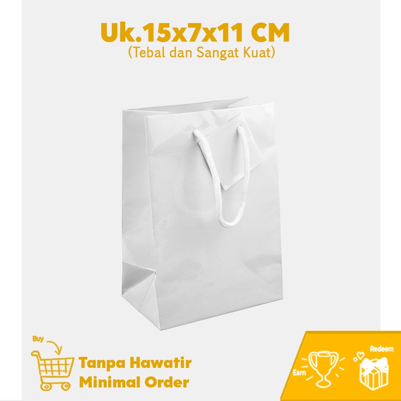 

(Craft) Paper Bag Putih Polos Mini Uk. 15x7x11cm / Paper Bag Packing Souvenir Pernikahan Wedding Olshop / Paperbag Kado Bridesmaid Warna Putih Murah