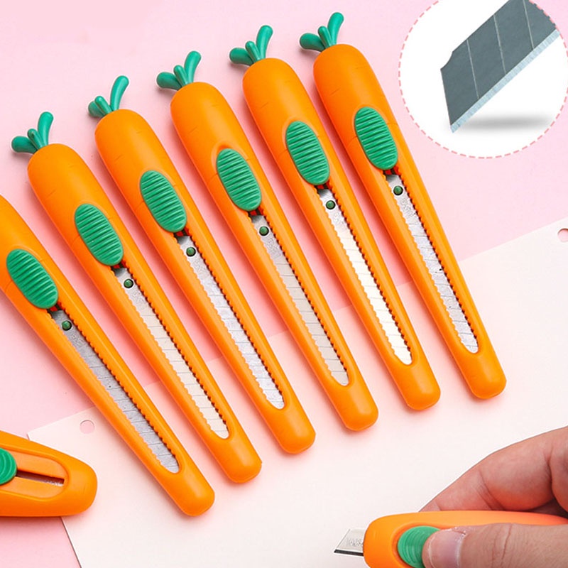 M&amp;G Cute Cartoon Carrots Utility Knife Student Pisau Pemotong Mini Portabel