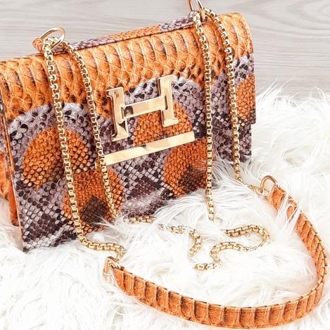 KAL507 TAS KULIT ULAR WANITA KEKINIAN TAS HER* ESS ULAR TAS SELEMPANG ULAR TAS MURAH HP --