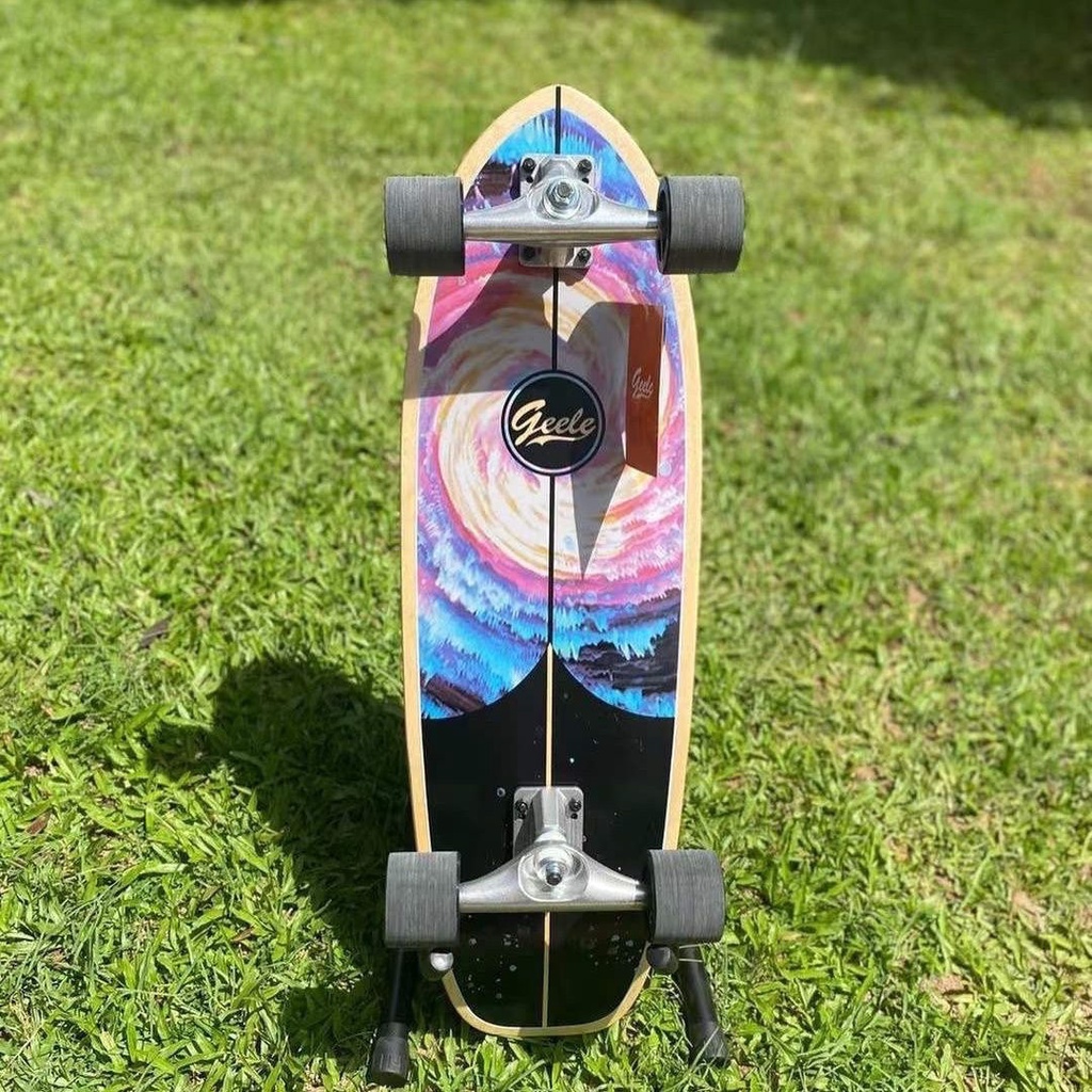 Geele Land Surfboard CX4 Pemula Profesional Skateboard Simulasi Ski Sikat Jalan Berjalan Jalan Jalan Punching Board Ada Pedal