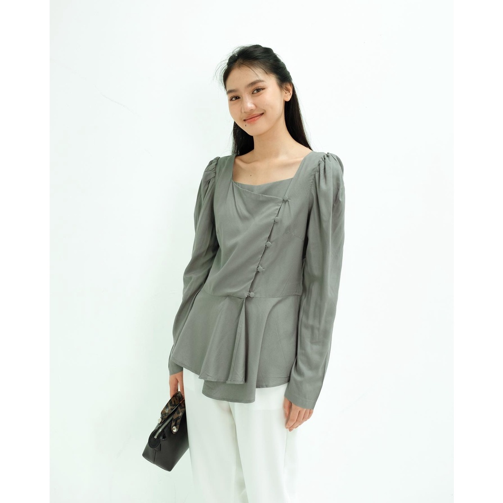 Beige Studio - Chiara Top / Blouse Lengan Panjang Wanita