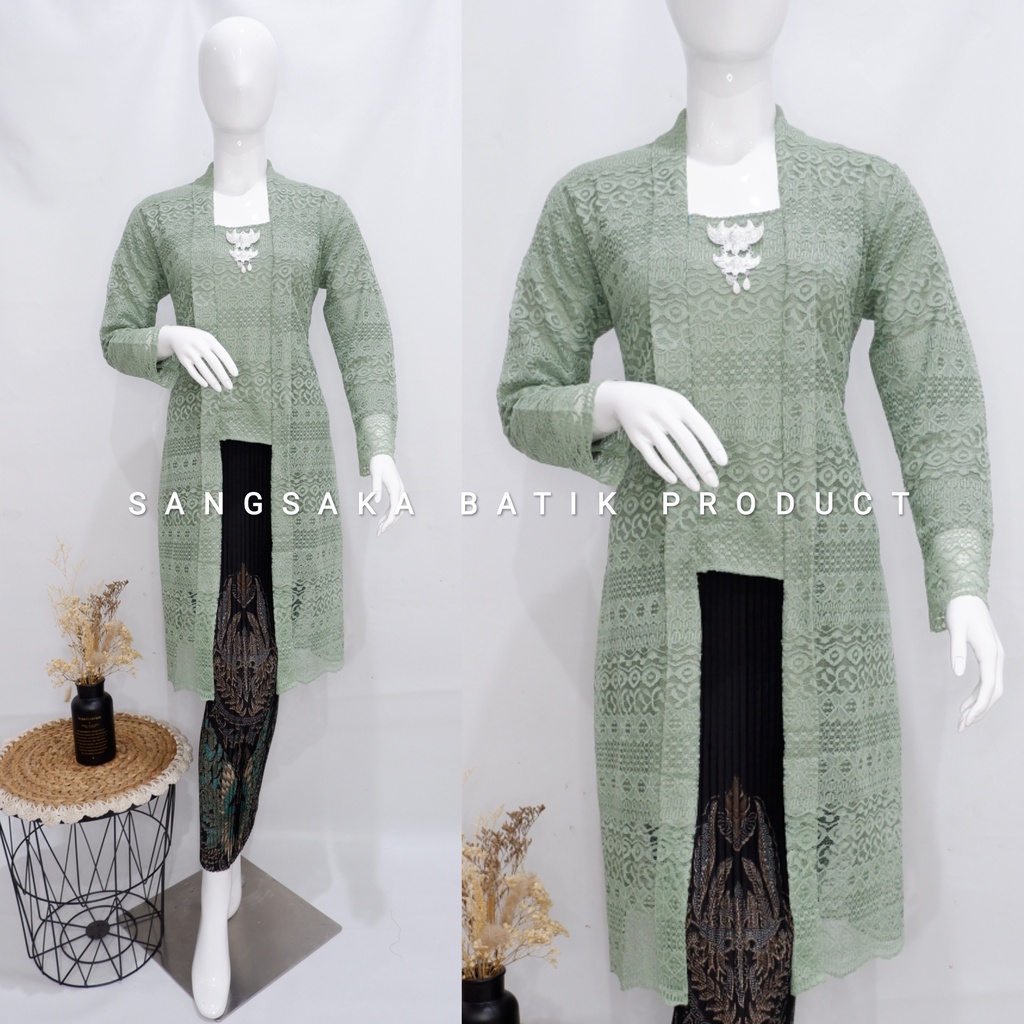 Kebaya Kutu Baru / Kebaya Tunik / Tunik Brokat / Kebaya Modern / Kebaya tile / Kebaya Favorite / Batik Couple