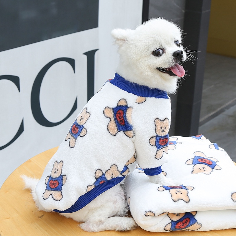 Anjing Kecil Dan Sedang/at Metode Beludru Hangat Pakaian Hewan Peliharaan Motif Beruang Strawberry