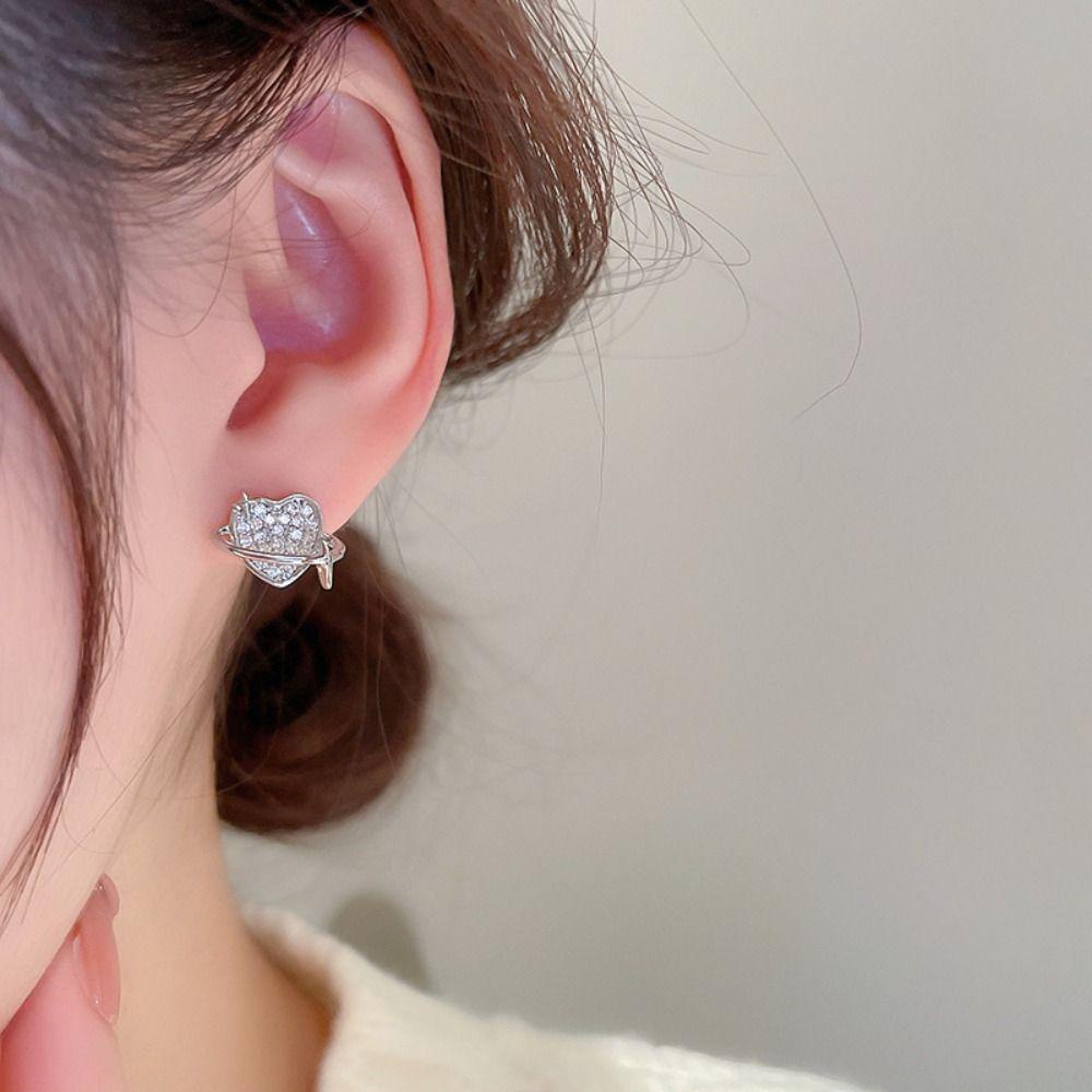 Mxbeauty Anting Planet Trendy Mini Mutiara Mewah Elegan Fashion Manis Perhiasan Fashion