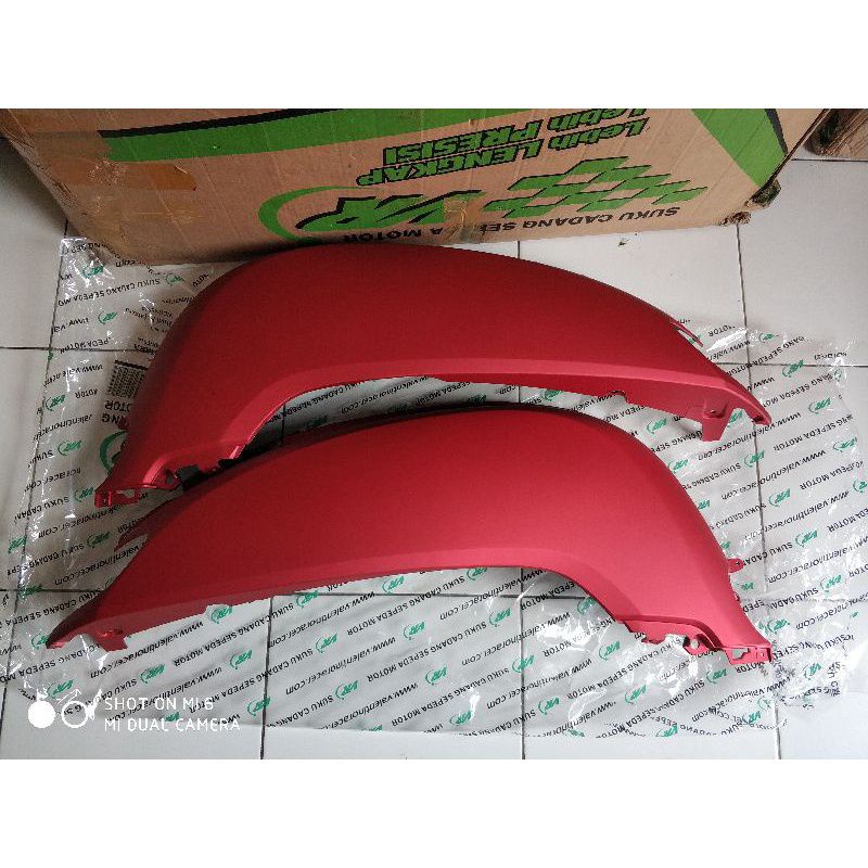 BODY BELAKANG SCOOPY NEW DONAT MERAH DOFF 2017-2019